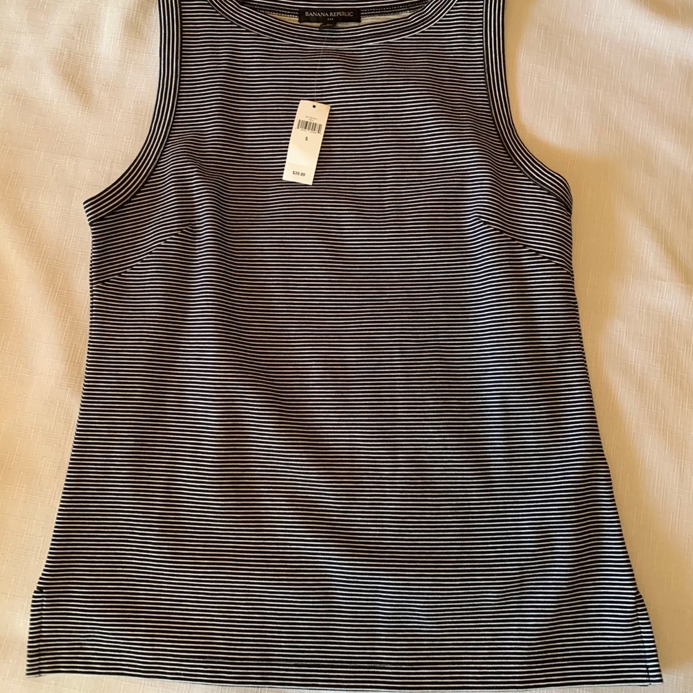 Banana Republic short sleeve shirt